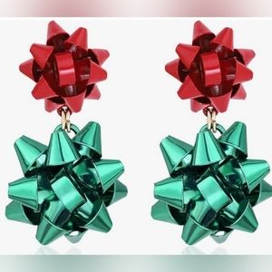 Gift Bows Holidays Earnings